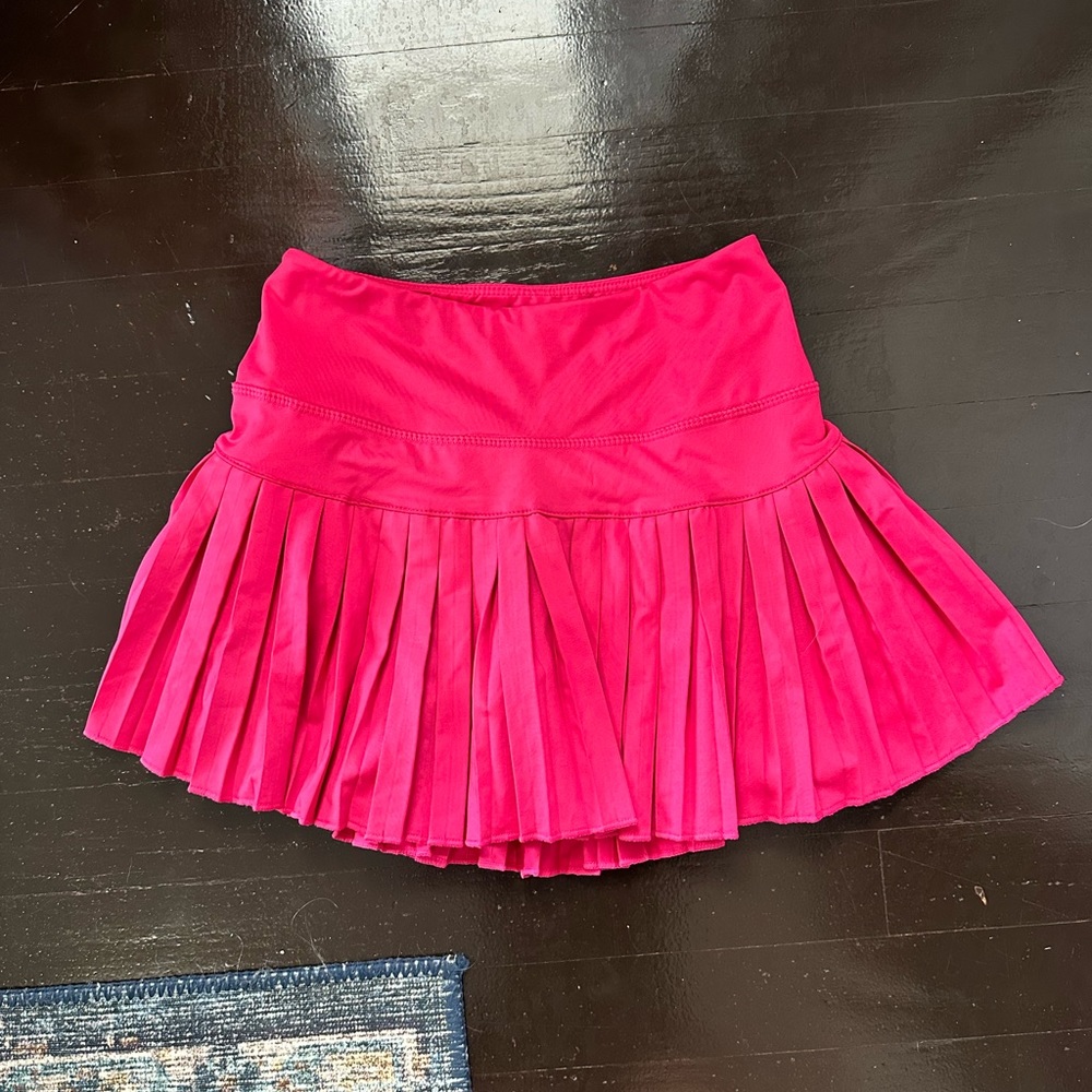 Gold Hinge Hot Pink Pleated Tennis Skirt